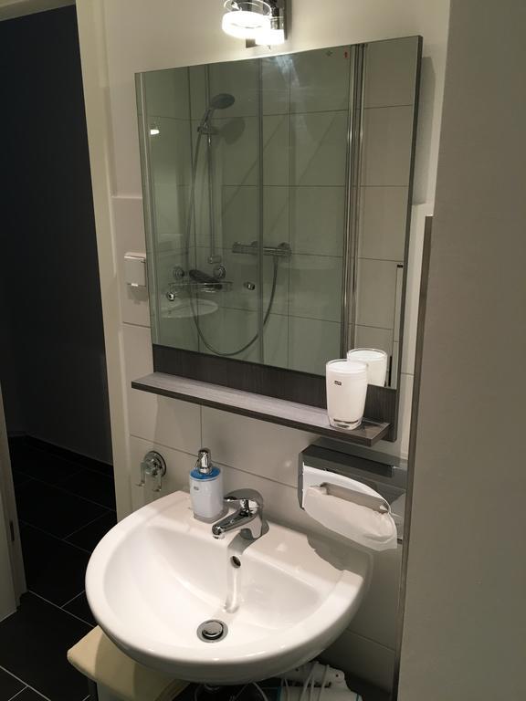 Hotel-pension Adamshof 2* Berlim